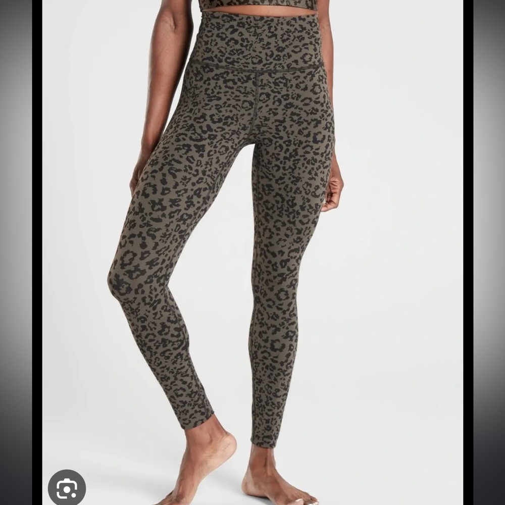 Athleta Leopard Elation Ultra High Rise Tight/Leggings Arbor Olive
